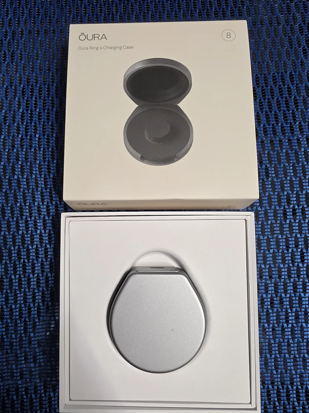 Oura Ring 4 Charging Case - Gray Charcoal
